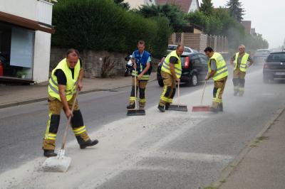 Betonmischer verliert Beton in Freiberg am Neckar